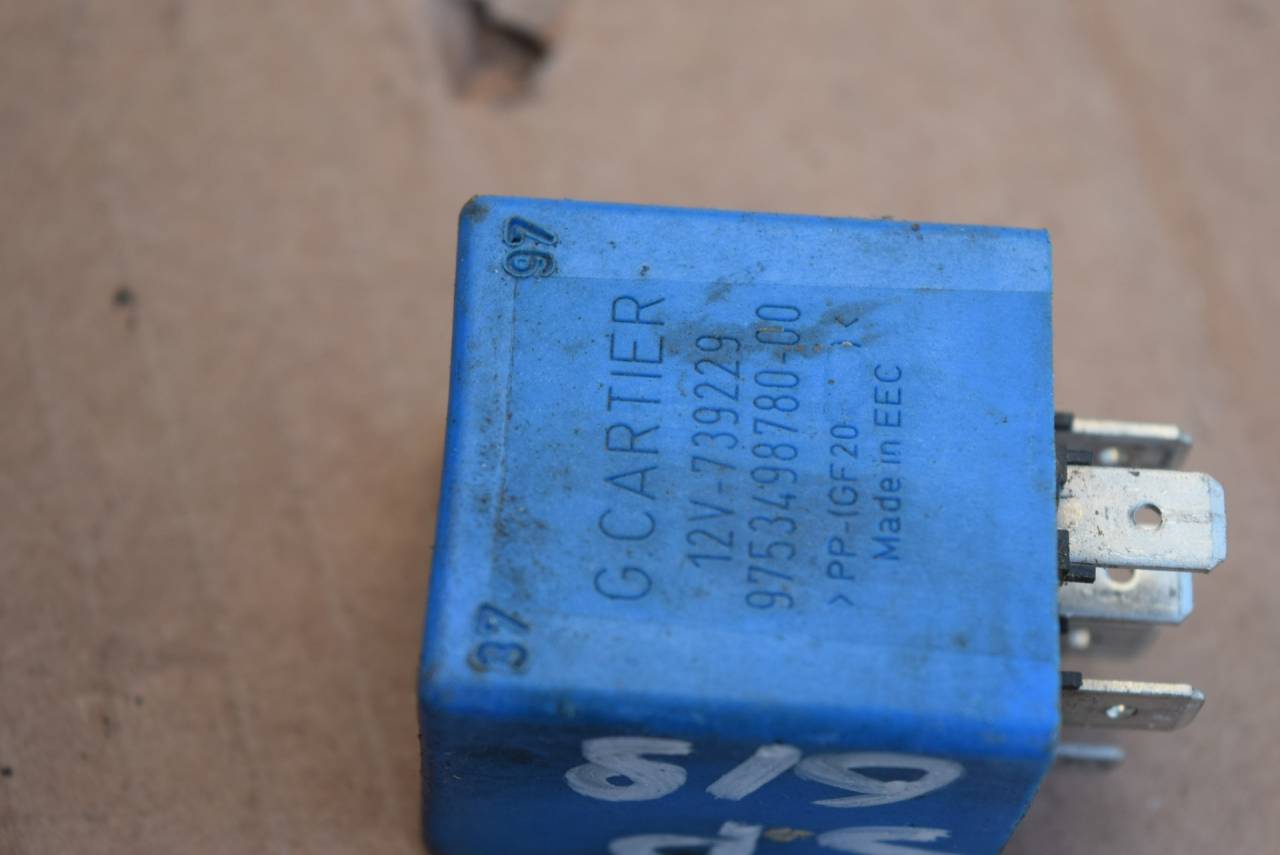 реле (прочие) Peugeot 806 1 поколение 1998, 1.9 л., дизель, МКПП, минивэн, 739229, 9753498780 - фото №1