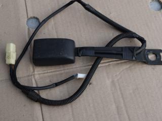 замок ремня безопасности Toyota Yaris XP9 2007, 1.4 л., 1ND-TV, дизель, МКПП, хетчбэк 5 дв.