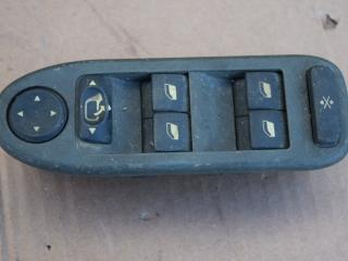 блок управления стеклоподъемниками Peugeot 406 1 поколение 1998, 1.8 л., бензин, МКПП, универсал, 96332289ZJ