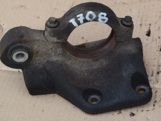 кронштейн полуоси Volvo V70 3 поколение 2008, 2.4 л., D5, D 5244 T5, дизель, АКПП, универсал, передний привод, 30787842