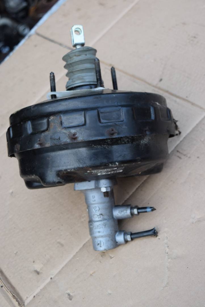 вакуумный усилитель тормозов Volvo XC60 1 поколение 2009, 2.4 л., D5, D 5244 T10, дизель, АКПП, полный подключаемый привод, 31274713, P31274713, 8G912B195EC - фото №1