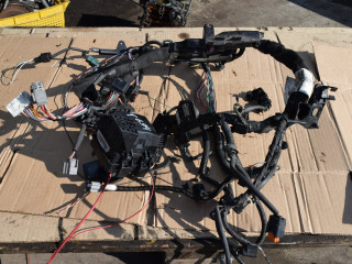 проводка двигателя Renault Megane 3 поколение [рестайлинг] 2014, 1.2 л., Ti, бензин, МКПП, 240113628R, 243516967R, 243880001R