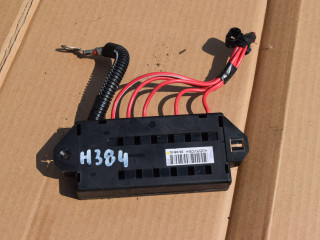 клеммник Volvo XC70 2 поколение 2002, 2.5 л., Ti, B 5254 T2, бензин, МКПП, универсал, полный подключаемый привод