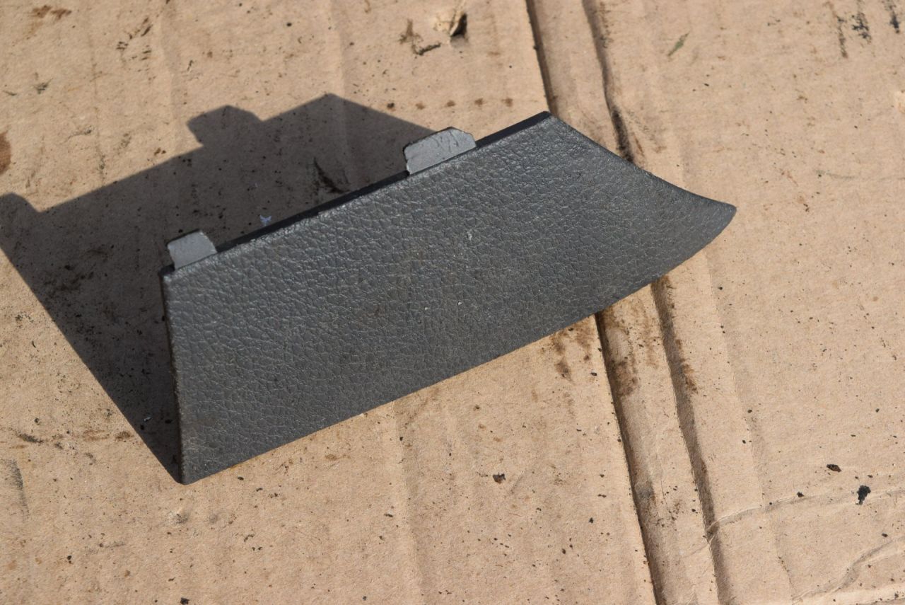 пластик Volkswagen Jetta 6 поколение 2013, 1.4 л., TSI, CAXA, бензин, АКПП, седан, 5C7868072 - фото №1