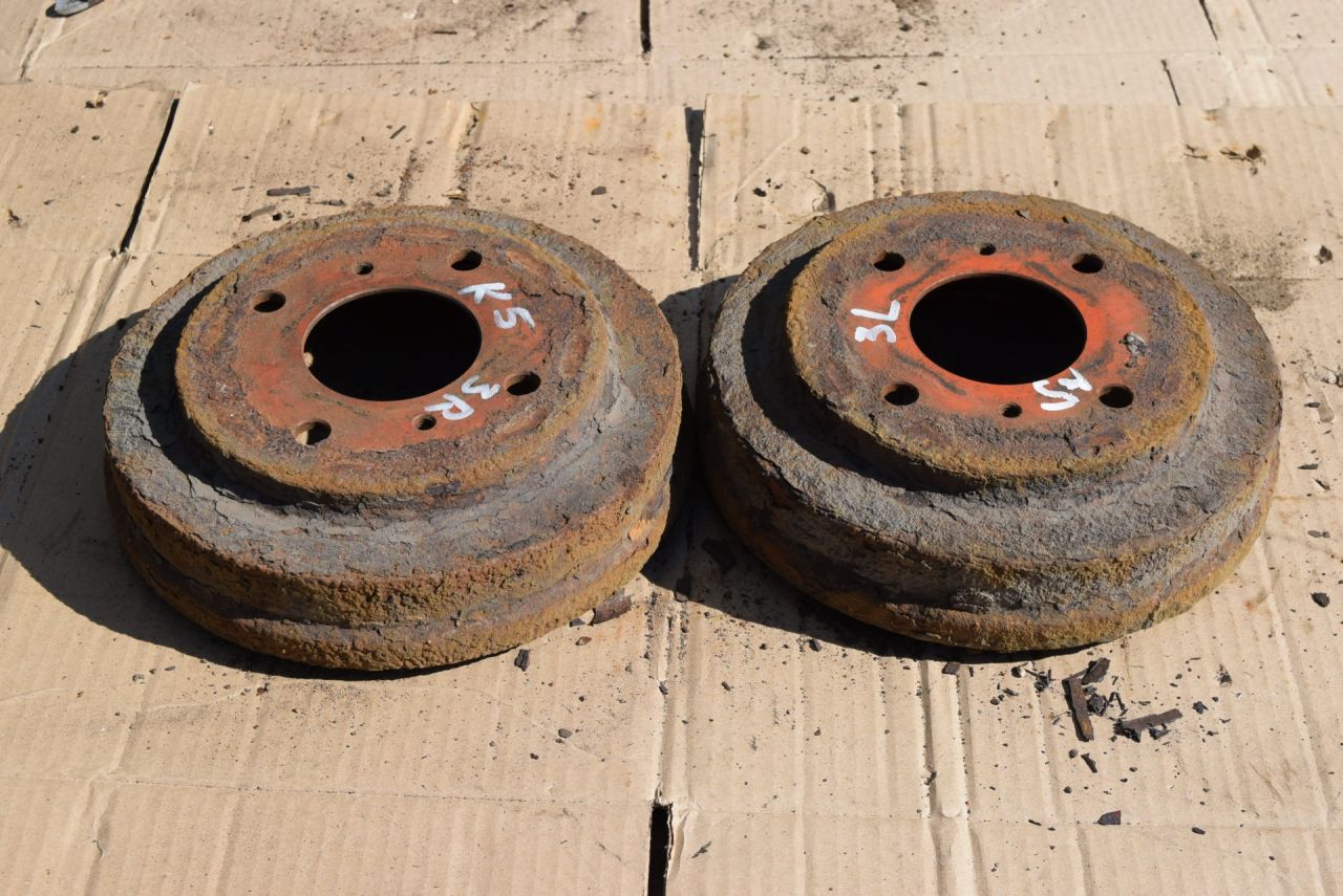 барабан тормозной Nissan Almera Classic B10 2006, 1.6 л., i, QG16DE, бензин, МКПП, седан, передний привод, 4320095F0C - фото №1