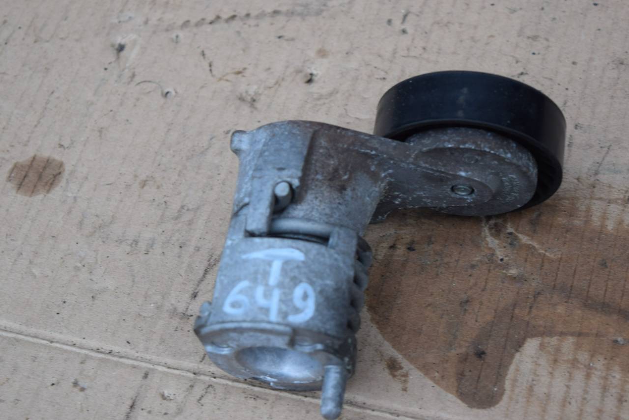 натяжитель Volvo S40 2 поколение 2006, 2.4 л., i, B 5244 S5, бензин, АКПП, седан, 30650957 - фото №1