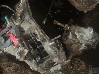 КПП механическая (МКПП) Renault Duster 1 поколение 2014, 1.5 л., K9K 858, дизель, 6МКПП, внедорожник 5 дв., 8200988059, 8200988060, TL8005, TL8B005