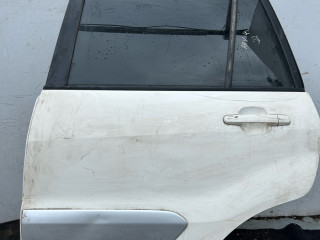 дверь задняя левая Toyota RAV4 2 поколение (XA20) [рестайлинг] 2003, 2.0 л., дизель, АКПП, внедорожник 5 дв.