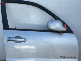 дверь передняя правая SsangYong Rexton Y250 2009, 2.7 л., D27DT, дизель, 5МКПП, внедорожник 5 дв.