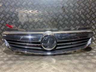 решетка радиатора Opel Zafira 2 поколение (B) [рестайлинг] 2011, 1.6 л., A 16 XER, бензин, 5МКПП, минивэн