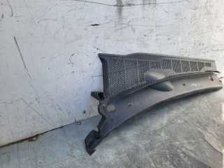 дождевик Volkswagen Golf 3 поколение 1996, 1.4 л., AEX, бензин, МКПП, красный, хетчбэк 5 дв.