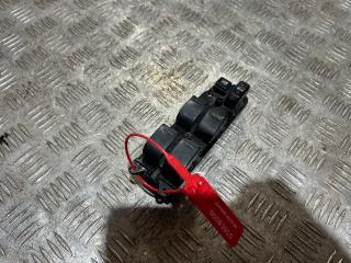 блок управления стеклоподъемниками Toyota RAV4 2 поколение (XA20) [рестайлинг] 2003, 2.0 л., дизель, АКПП, внедорожник 5 дв., 8482042130