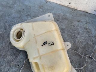 бачок расширительный Volkswagen Passat B5 (1996 - 2001), 1.9 л., дизель, 8D0121403L