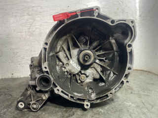КПП механическая (МКПП) Ford Focus 2 поколение [рестайлинг] 2010, 1.6 л., SHDA, бензин, МКПП, хетчбэк 5 дв., 3M5R7002NF