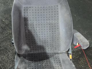 сиденье переднее Volkswagen Sharan 1 поколение [рестайлинг] 2002, 1.9 л., AUY, дизель, 6МКПП, минивэн