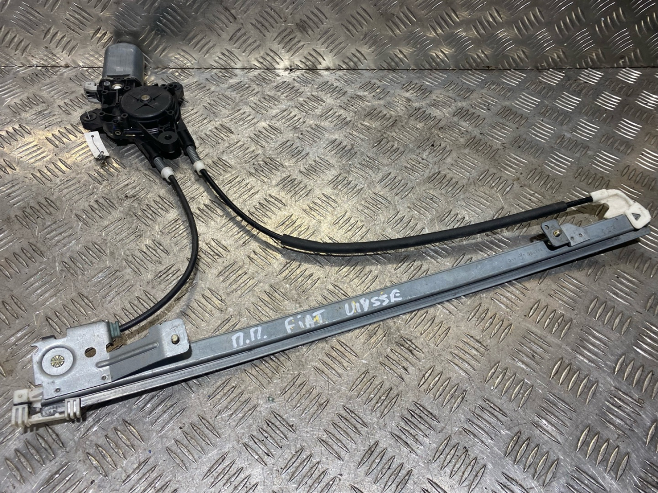 стеклоподъемник электрический передний правый Fiat Ulysse 1 поколение 1995, минивэн - фото №1