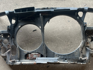 передняя панель крепления облицовки (телевизор) Audi A6 Allroad Quattro C5 2001, 2.5 л., AKE, дизель, 6МКПП, универсал