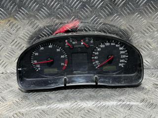 щиток приборов (приборная панель) Volkswagen Passat B5 1999, 1.6 л., бензин, 5МКПП, универсал
