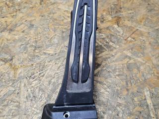 педаль BMW X6 G06 [рестайлинг] G06 2024, 3.0 л., B58B30, бензин, АКПП, 416 carbon-schwarz, внедорожник 5 дв., полный привод, 6889820