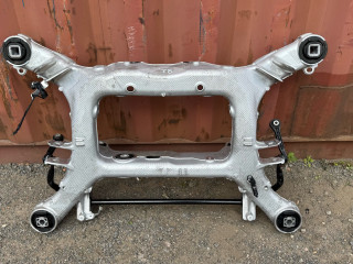 балка подвески задняя BMW 7 серия G70 2024, 3.0 л., B57 D30 B, дизель, АКПП, carbonschwarz metallic (416), седан, полный привод, 6898656, 6898752