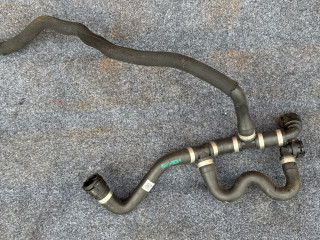 патрубок радиатора BMW M4 G82/G83 G82 2022, 3.0 л., S58B30A, бензин, АКПП, c4p (brooklyn grey metallic), купе, полный привод, правый руль, 8096448
