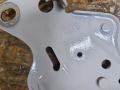 петля капота правая BMW X5 G05 [рестайлинг] G05 2023, 3.0 л., B58B30, бензин, АКПП, a96, внедорожник 5 дв., полный привод, 7418202 - фото №2