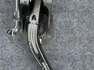 педаль тормоза BMW 7 серия G70 2024, 3.0 л., B57 D30 B, дизель, АКПП, carbonschwarz metallic (416), седан, полный привод, 6896514