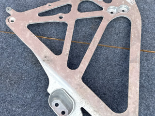 распорка кузова BMW M4 G82/G83 G82 2022, 3.0 л., S58B30A, бензин, АКПП, c4p (brooklyn grey metallic), купе, полный привод, правый руль, 9504174