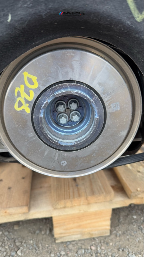 шкив коленвала BMW X6 G06 2023, 3.0 л., B57 D30 B, дизель, АКПП, c4w skyscraper grau metallic, внедорожник 5 дв., полный подключаемый привод, 7828331 - фото №1