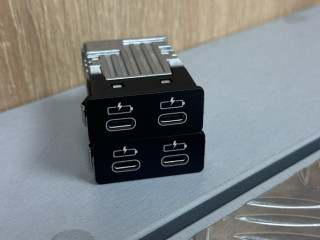 разъем AUX / USB BMW X6 G06 [рестайлинг] G06 2024, 3.0 л., B58B30, бензин, АКПП, 416 carbon-schwarz, внедорожник 5 дв., полный привод, 5A84163, 8711938
