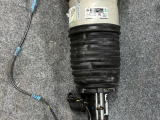 амортизатор задний правый BMW X5 G05 [рестайлинг] G05 2024, 3.0 л., B57 D30 B, дизель, АКПП, 475 black-sapphire metallic, хетчбэк 5 дв., полный привод, правый руль, 6869038