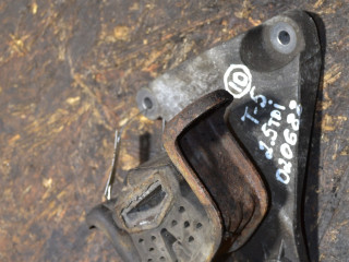 подушка крепления КПП Volkswagen Transporter T5 2007, 2.5 л., AXE, дизель, 7H0399151H