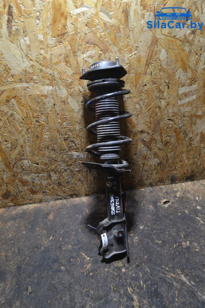 стойка передняя правая SsangYong Tivoli 1 поколение 2017, 1.6 л., XDI, D16DTF, дизель, АКПП, 4432035500 - фото №1
