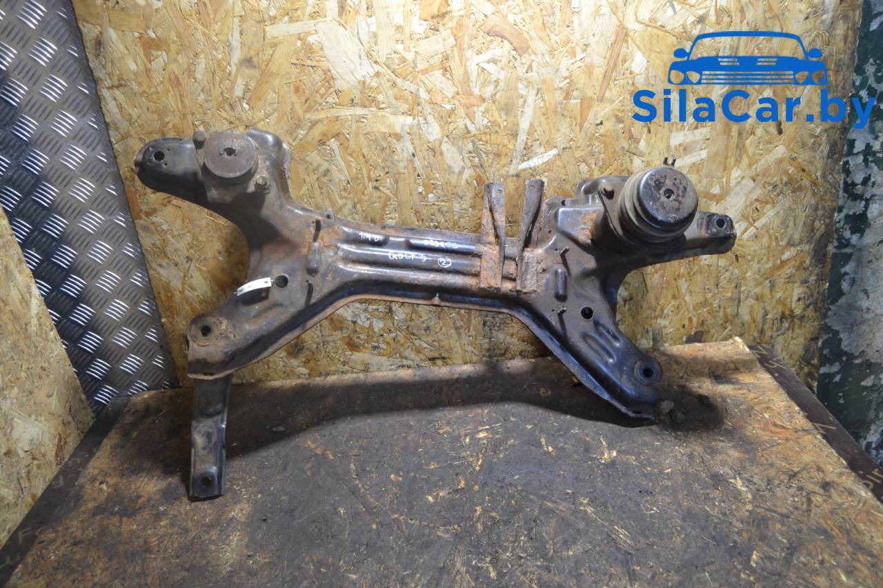 балка подвески передняя (подрамник) Volkswagen Golf 3 поколение (1991 - 2000) - фото №1