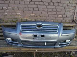 бампер передний Toyota Avensis 2 поколение (T250) 2003