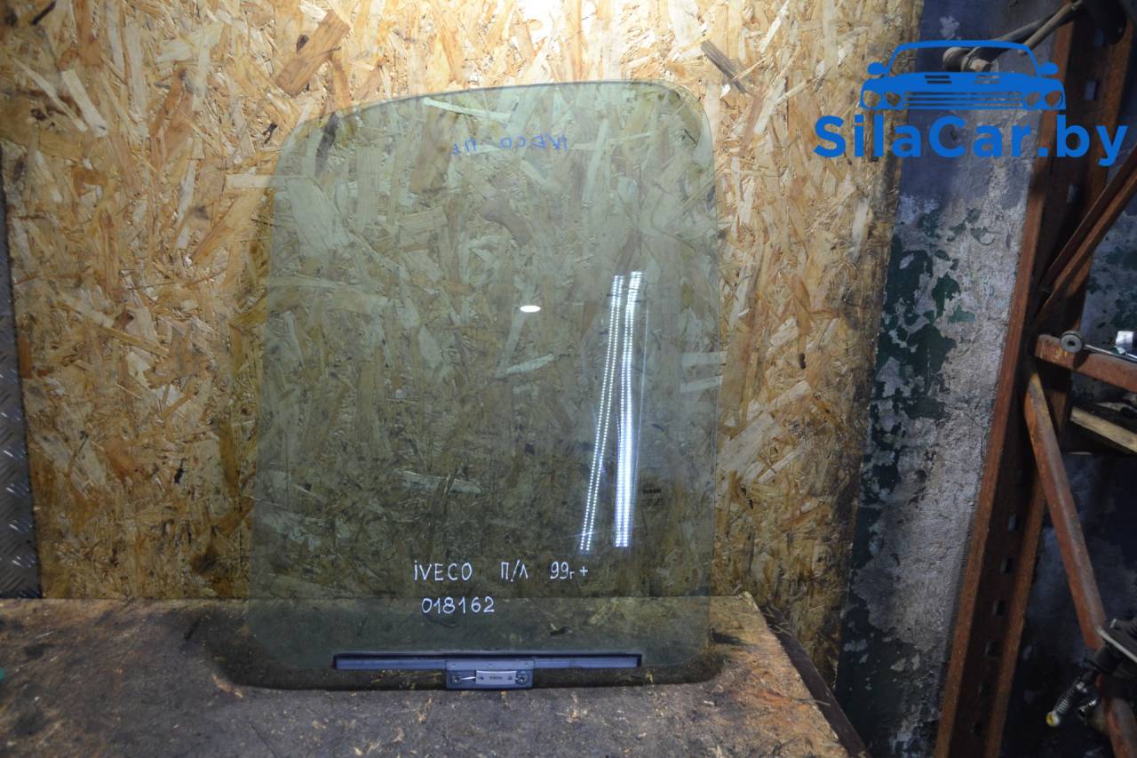 стекло двери передней левой IVECO Daily 3 поколение 2001 - фото №1