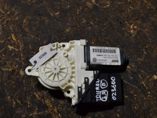 моторчик стеклоподъемника задний правый Volkswagen Touran 1 поколение 2006, 1K0959704J