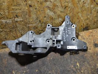 кронштейн генератора Volkswagen Passat B7 2012, 2.0 л., дизель, универсал, 03L903143Q