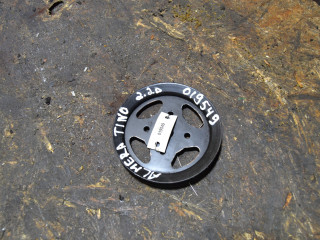 шкив помпы Nissan Almera Tino V10 (2000 - 2003), 2.2 л., дизель