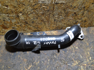 патрубок турбины Volkswagen Passat B4 1995, 1.9 л., дизель, 1H0129656P, 1H0129654O