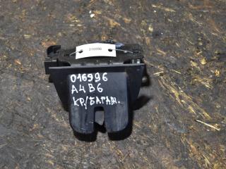 замок багажника Audi A4 B7 (2004 - 2009), 8E9827520A