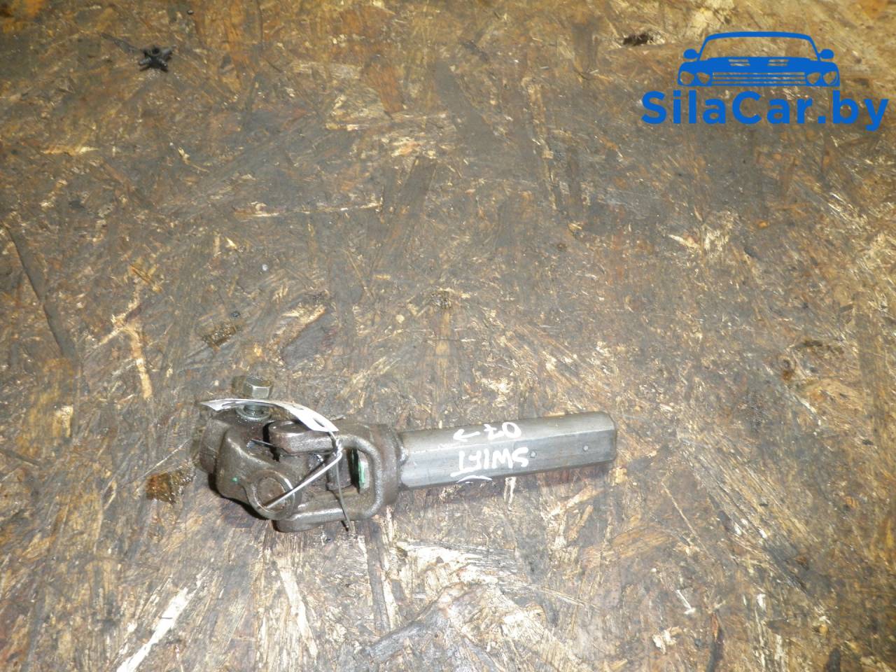 рулевой карданчик Suzuki Swift 3 поколение 2008, бензин, 63J5 - фото №1