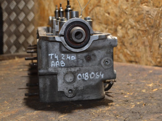 головка блока цилиндров Volkswagen Transporter T4 (1990 - 2003), 2.4 л., AAB, дизель, 074103373