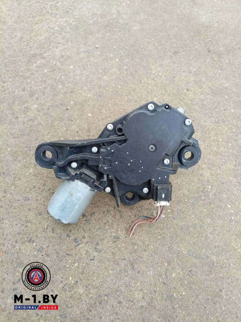 моторчик заднего стеклоочистителя (дворника) Renault Megane 3 поколение (2008 - 2014), хетчбэк 5 дв. - фото №1