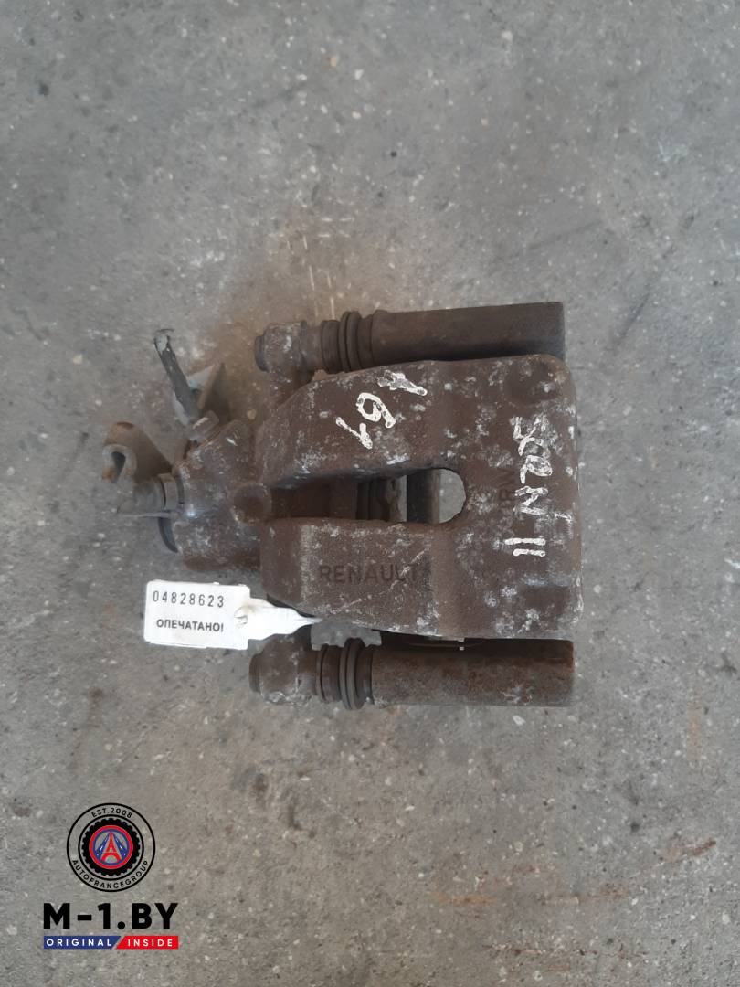 суппорт задний правый Renault Scenic 2 поколение (2003 - 2006) - фото №1