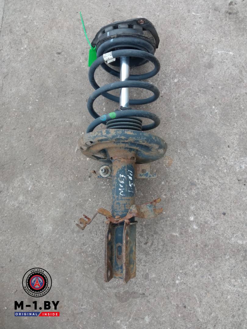 стойка передняя правая Renault Megane 3 поколение (2008 - 2014), 540340002R - фото №1