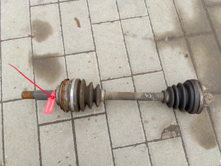 полуось передняя левая (приводной вал, ШРУС) Toyota Corolla 7 поколение (E100) (1991 - 2000), 1.3 л., бензин