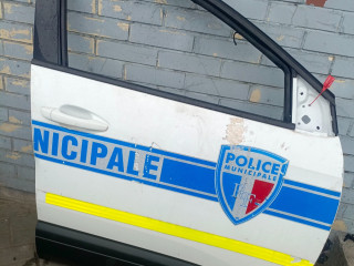 замок двери передней правой Peugeot 3008 2 поколение (2017 - 2025)