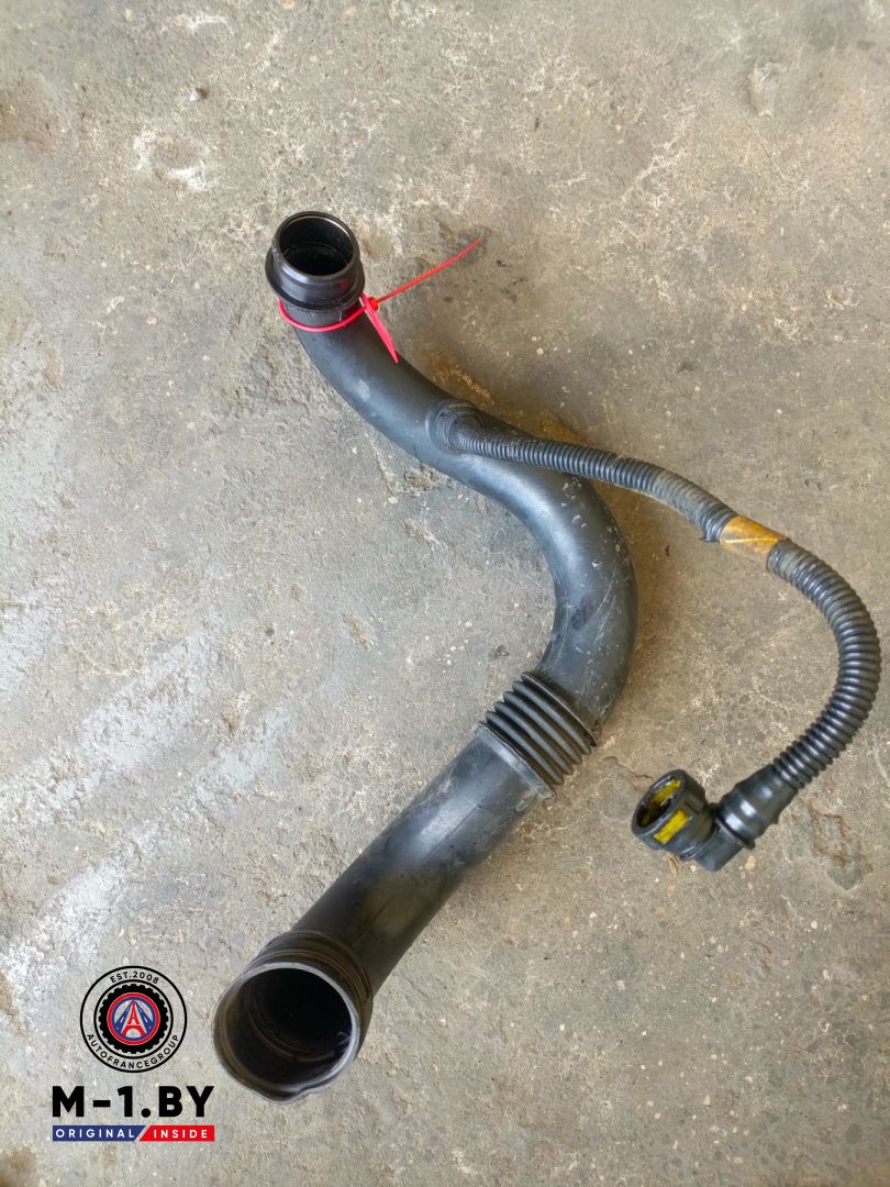 патрубок охлаждения турбины Renault Espace 3 поколение (1996 - 2002), 2.2 л., дизель, 8200008515 - фото №1