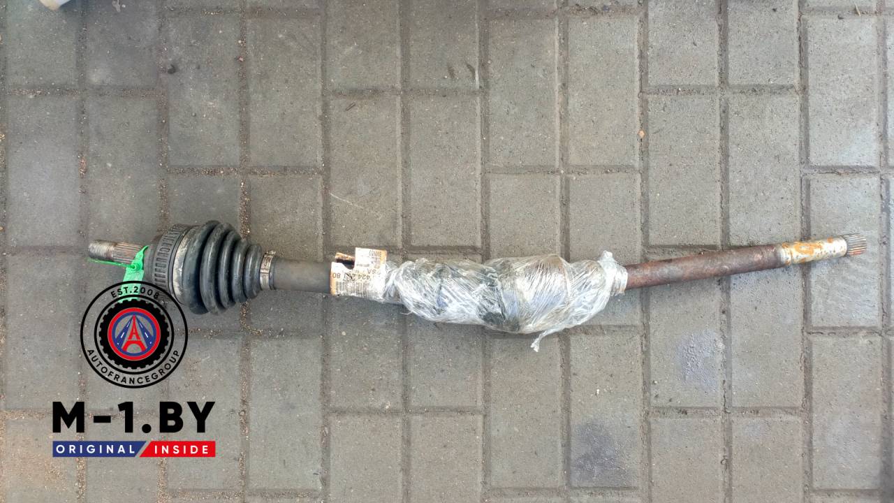 полуось передняя правая (приводной вал, ШРУС) Citroen Xsara Picasso 1 поколение (1999 - 2004), 1.8 л., бензин - фото №1